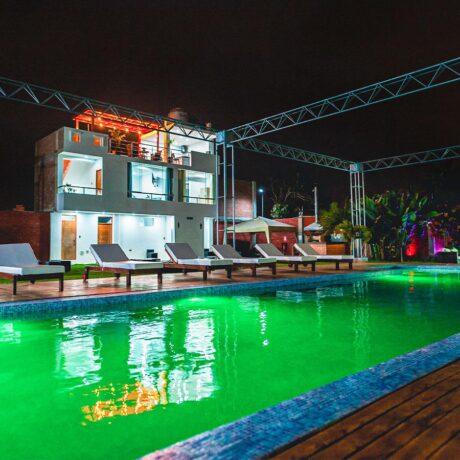 MARVILLA_PISCINA_NOCHE_EVENTOS