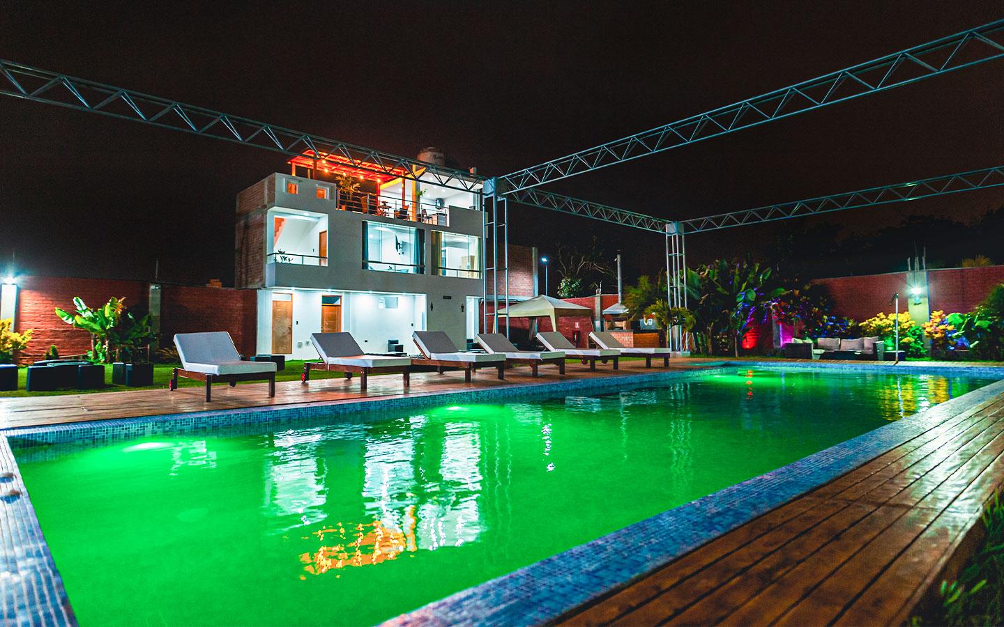 MARVILLA_PISCINA_NOCHE_EVENTOS